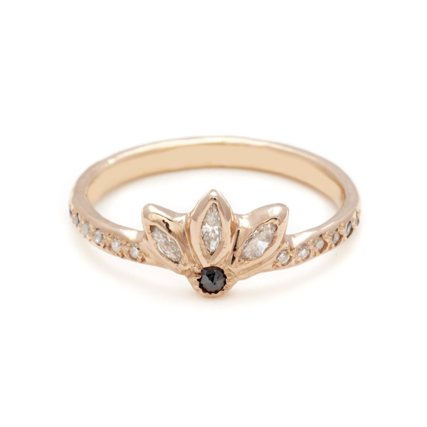 Diamond Magic Flower Ring