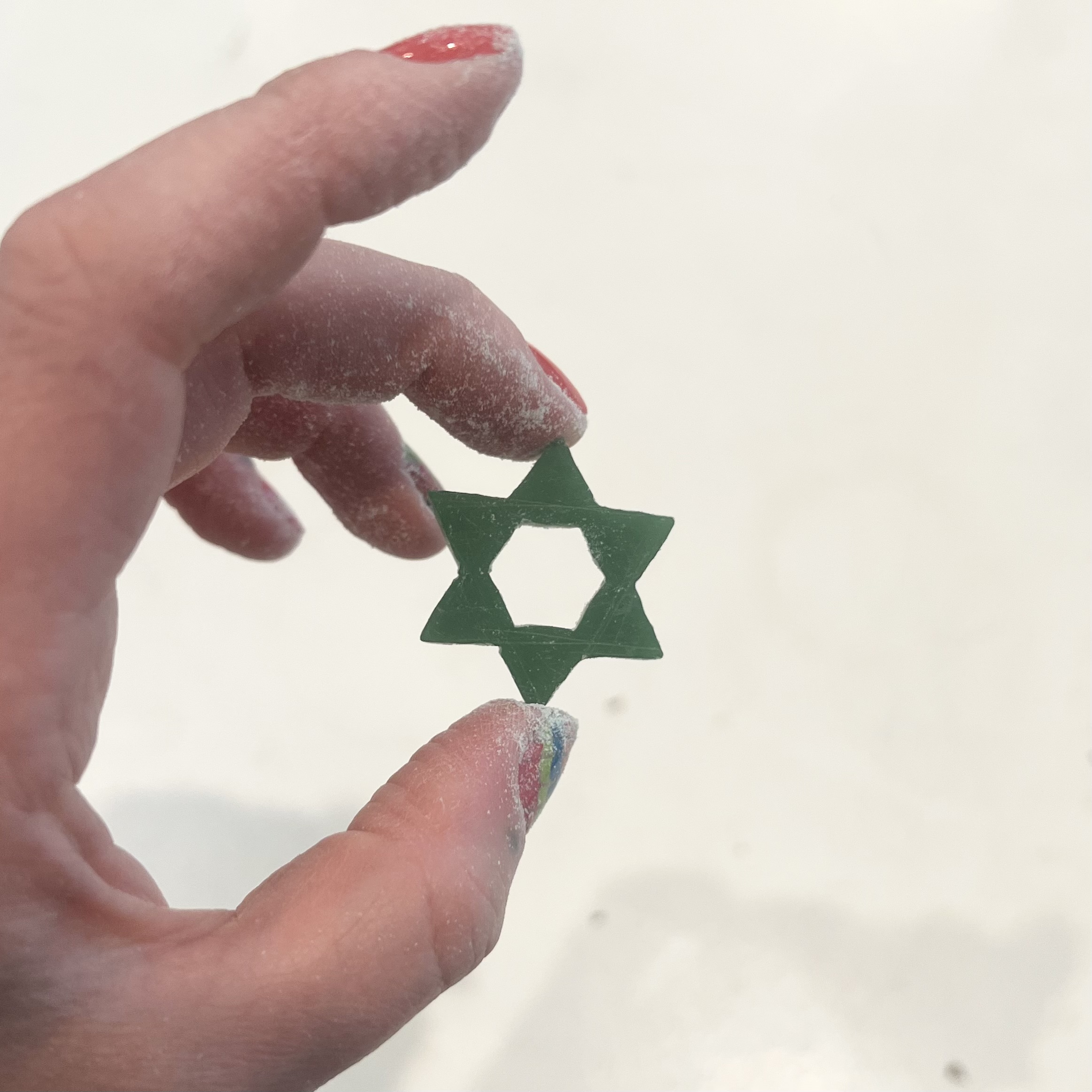 creating-the-large-star-charms-02