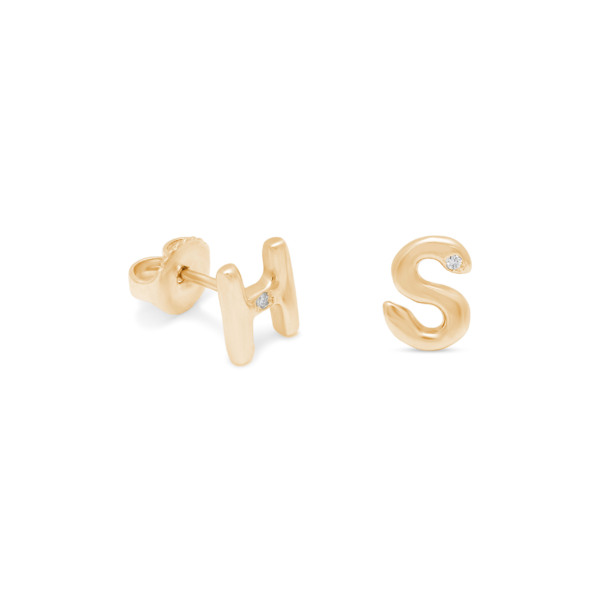 Letter Stud earrings in 14k gold with white diamond