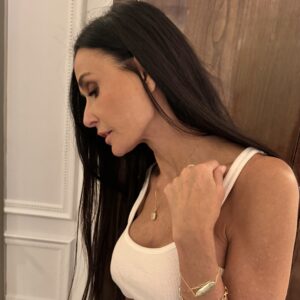 Demi-Moore Demi Moore wearing Elisa Solomon Jewelry diamond id bracelet