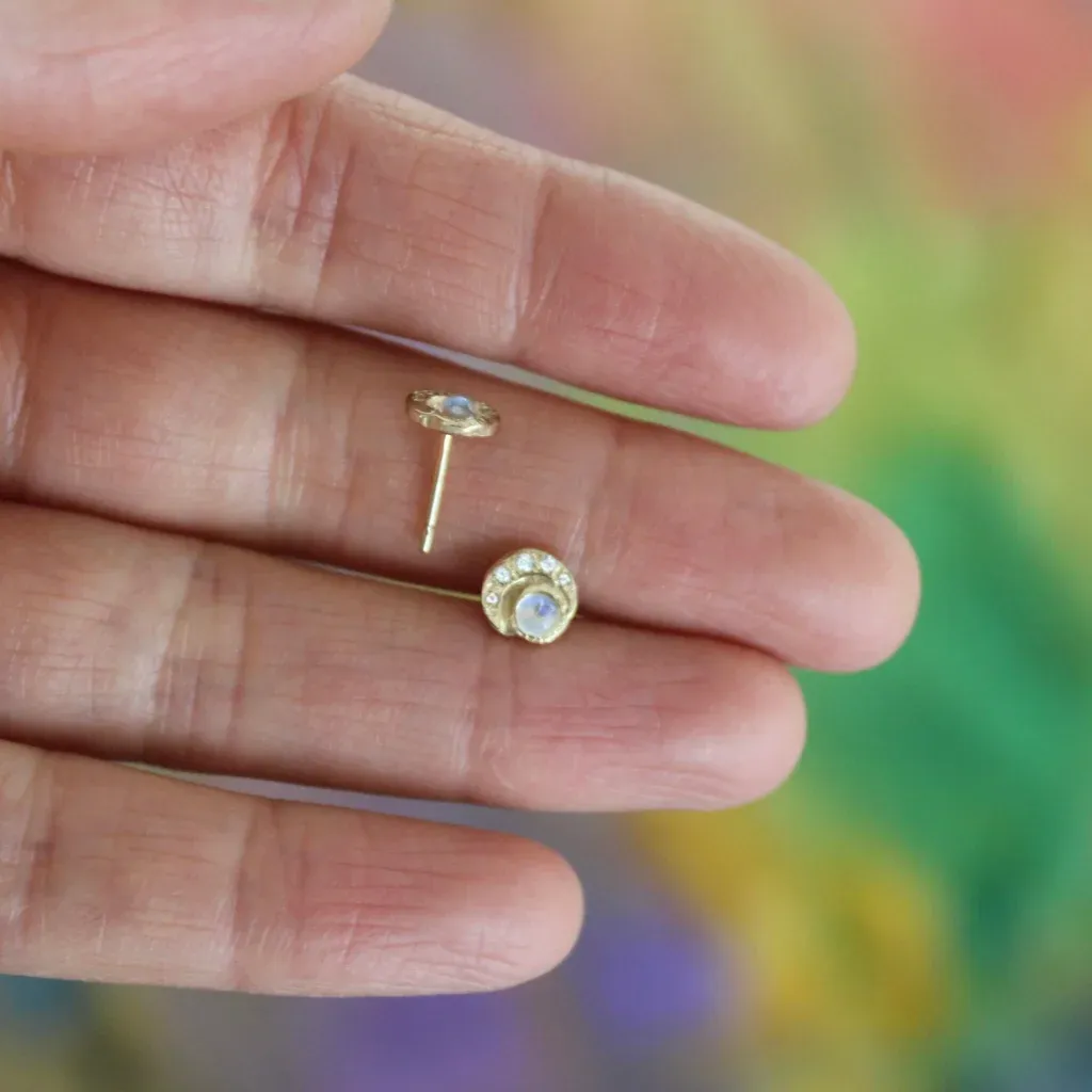 close-up-of-tiny-moon-sun-studs